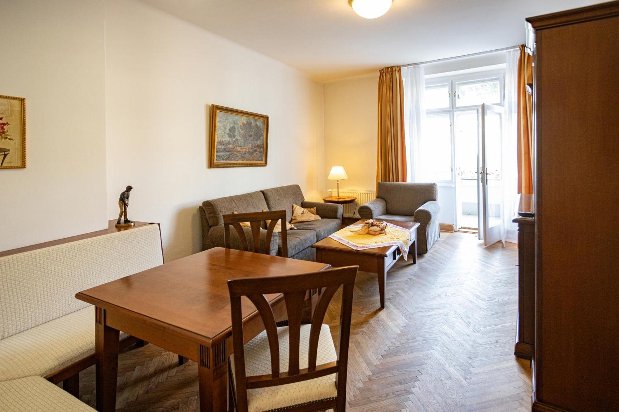 Melissa Apartments Karlovy Vary Ngoại thất bức ảnh